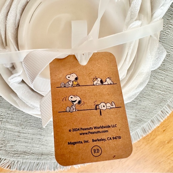 Rae Dunn Peanuts Snoopy & Woodstock Ceramic Measuring Cups 4 Designs NEW! - Picture 5 of 6